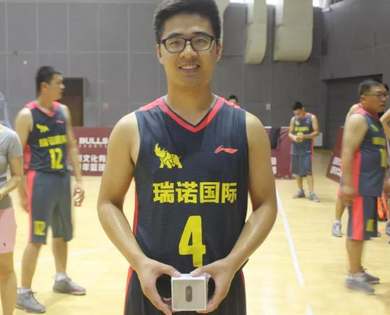 沃爾沃&濟(jì)南天業(yè)籃球友誼賽圓滿成功