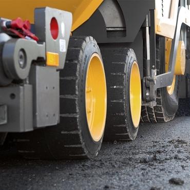 行走驅(qū)動系統(tǒng)